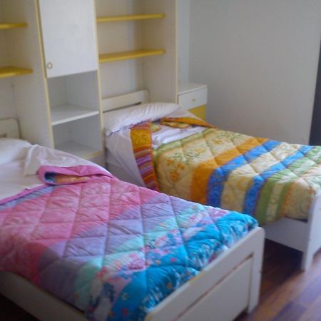 Casa Vacanza Holiday Villa Pieris ภายนอก รูปภาพ